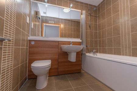 2 bedroom flat to rent - Photo 5