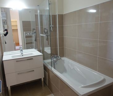 Location Appartement 4 pièces 92m² GRENOBLE 38000 - Photo 5