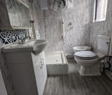 2 bedroom terraced house to rent - Photo 6