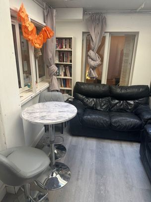 Room in a Shared Flat, Cannon Place, BN1 - Photo 1