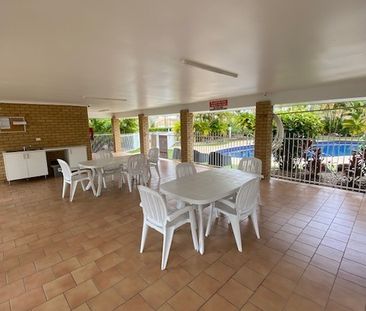 Three Bedroom Home in Coombabah: $680 - Photo 4