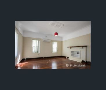 15 Molloy Street, Bunbury, WA 6230 - Photo 4