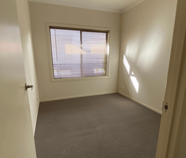 Bright & Spacious 3-Bedroom Home in Peaceful Ridgehaven - Photo 1