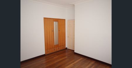 Cosy cottage home - Photo 2