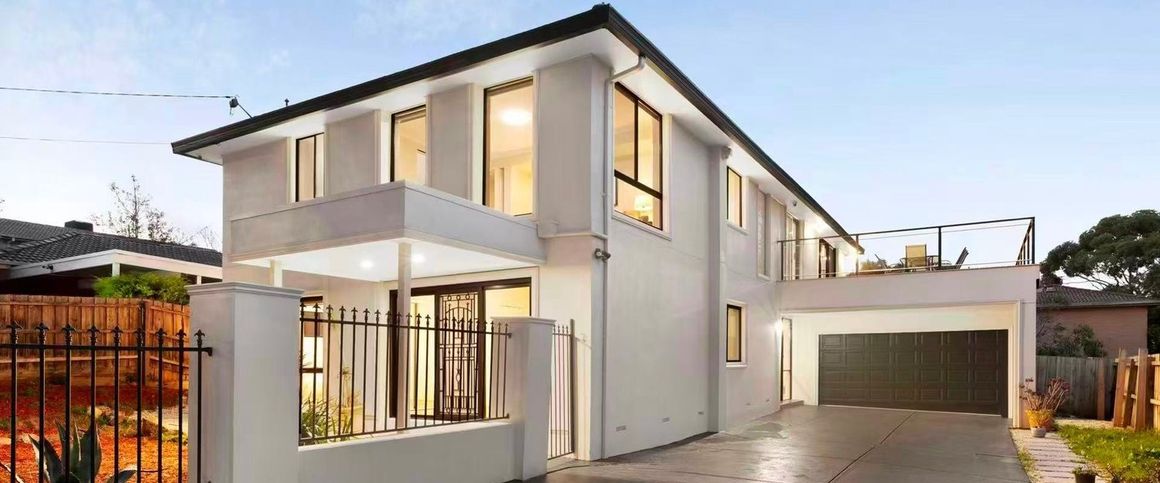 Family Excellence with Panoramic Views - Photo 1