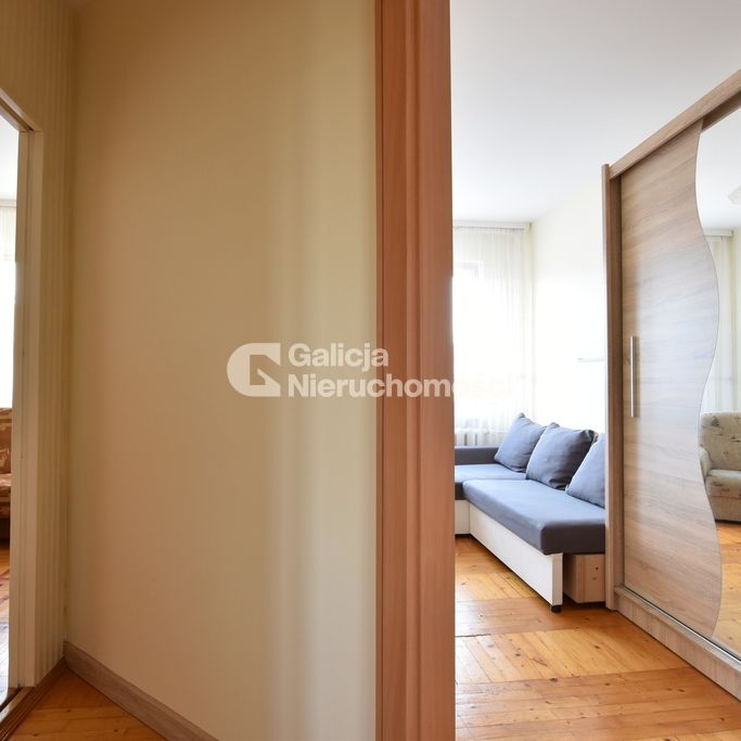 Do wynajęcia 3-pokojowe mieszkanie Nowe Miasto - Zdjęcie 1