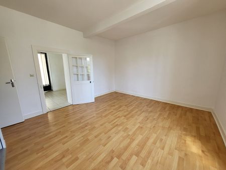 Apartment - Photo 2