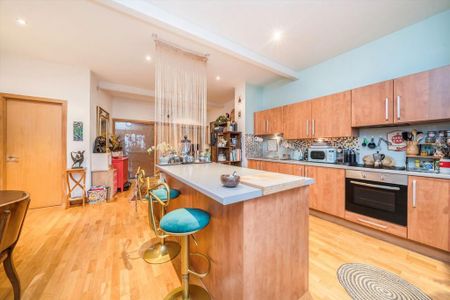 2 bedroom flat to rent - Photo 5