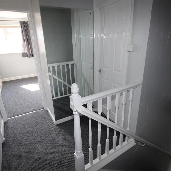 2 bedroom semi-detached house to rent - Photo 1
