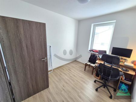 3-izbový byt s balkónom / 71 m2 / - Predmier - Fotografia 5