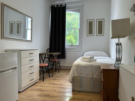 5 bedroom apartment to rent - Photo 5