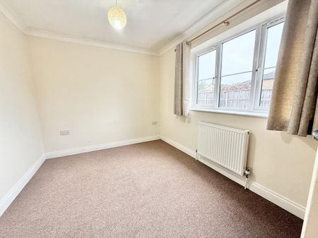 2 bedroom detached bungalow to rent - Photo 4