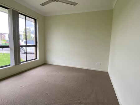 4 Bedroom Home on Corner Block in Great Pimpama Location! - Photo 4