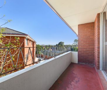 Carefree Lifestyle - Photo 6