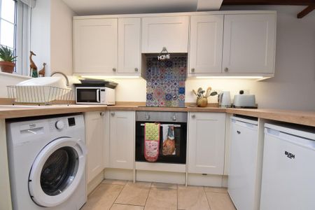 1 bedroom terraced house to rent - Photo 5