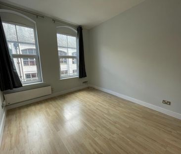 2 bedroom flat to rent - Photo 6