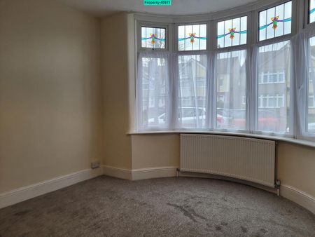 3 bedroom terraced house to rent - Photo 4