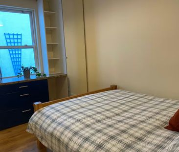 Saint Joseph's Avenue, Dublin - Photo 5