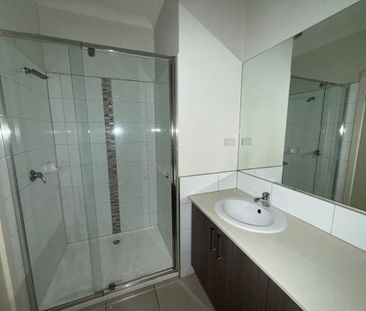 Please contact catie@sweeneyea.com.au for private inspections. - Photo 1