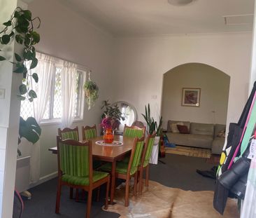 Scarborough - Photo 5