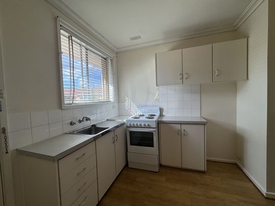 1/15 Adams Street, Queanbeyan - Photo 1