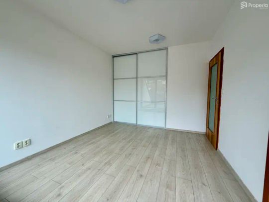 Pronájem zděného bytu o dispozici 3+kk + terasa, ul. Chmelnice, Brno - Líšeň, CP 70 m - Photo 1