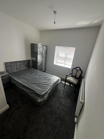 4 bedroom house share to rent - Photo 4