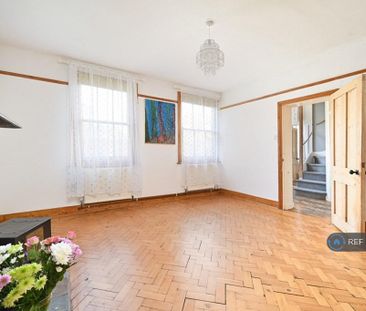 2 bedroom detached house to rent - Photo 5