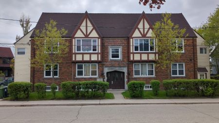 For Lease - 44 Bartonville Avenue Unit# 1, Toronto, Ontario - Photo 5