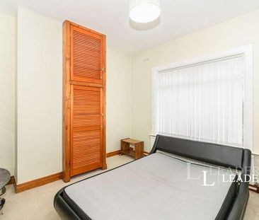 Leeds Road, Eccleshill, Bradford, West Yorkshire, BD2 - Photo 2