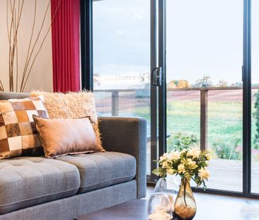 53 Springsure St, Runcorn QLD 4113 - House For Rent | Domain - Photo 1