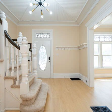 For Lease - 820 Colborne Street, Brantford, Ontario - Photo 1