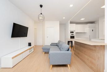 Calle de Fernando el Católico, Madrid, Community of Madrid 28015