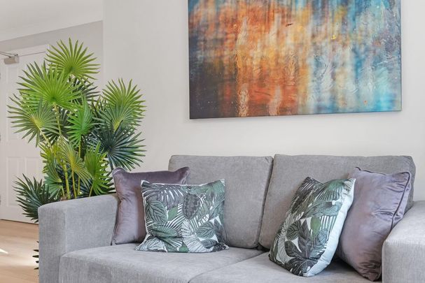 1 bedroom apartment to rent - Photo 1