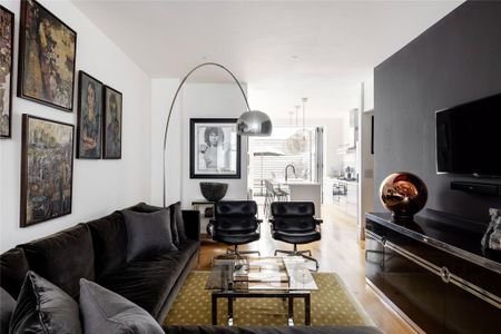 5 bedroom terraced house to rent - Photo 4