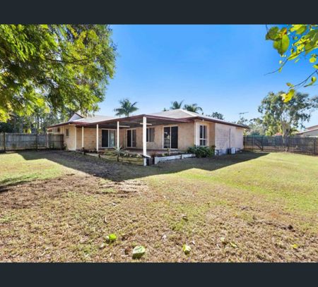 7 Stenlake Avenue, Kawana, Qld 4701 - Photo 5
