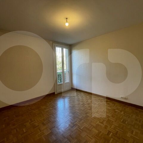 Appartement 2 pièces 47m2 MARSEILLE 8EME 830 euros - Photo 1