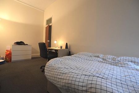 Moorland Road, - Photo 2