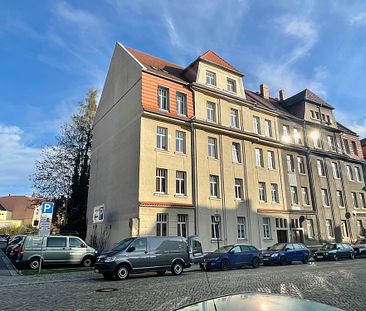 Dachgeschoss-Traum nahe Uni im Herzen von Zittau! mit EBK und schönem Schnitt - Foto 1