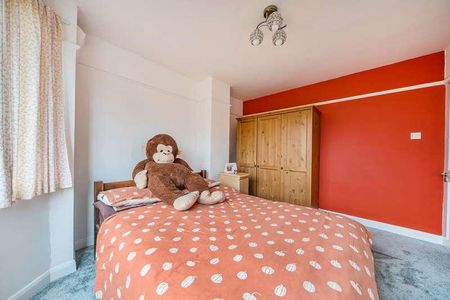 Horne Road, Shepperton, Surrey, TW17 - Photo 2