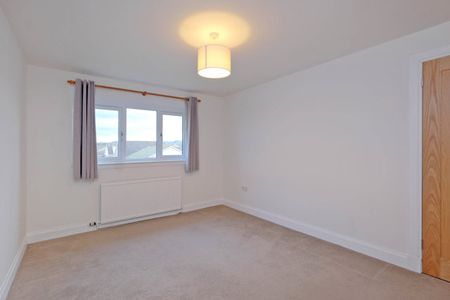 17 Martin Avenue, AB39 2LZ, Stonehaven - Photo 4