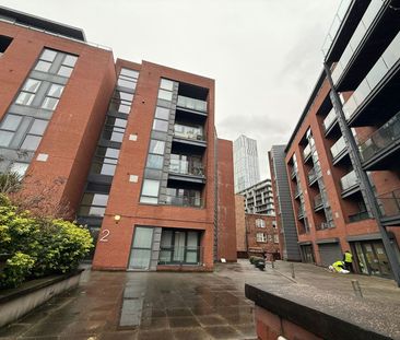 Flat to rent on - Photo 2