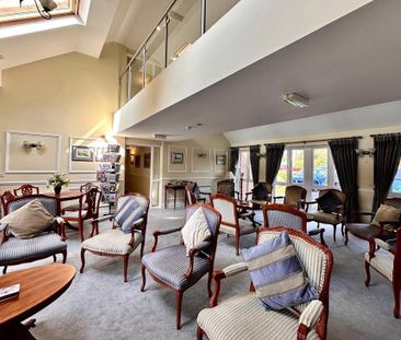 2 bedroom retirement property to rent - Photo 2