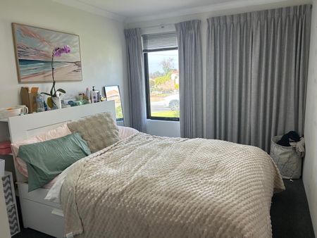 Padbury - Photo 4