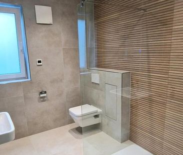 Neubau Erstbezug 3-ZKB-Wohnung + Einbauküche + Terrasse - Foto 1