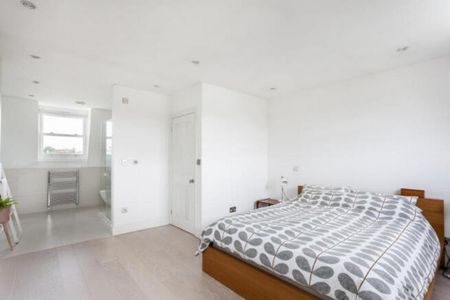 4 bedroom terraced house to rent - Photo 2