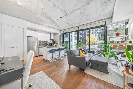 For Lease - 95 Bathurst Street Unit# 317, Toronto, Ontario - Photo 4