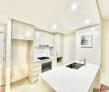 1 Bedroom Apartment in Metro - Photo 2