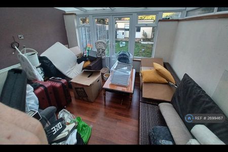 3 bedroom terraced house to rent - Photo 4