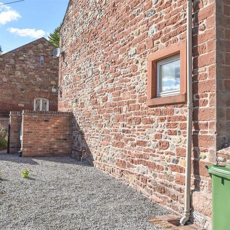3 bedroom cottage to rent - Photo 3